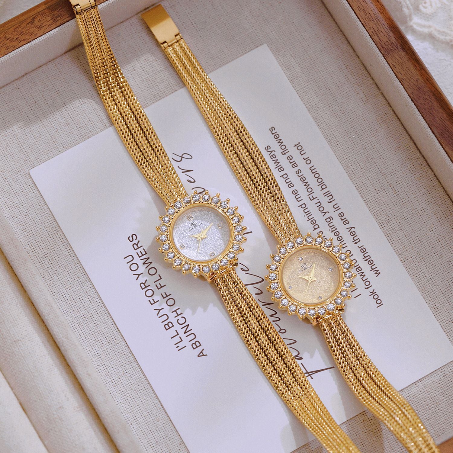 Waterproof New Toussaint Flower Women Diamond Quartz Watch