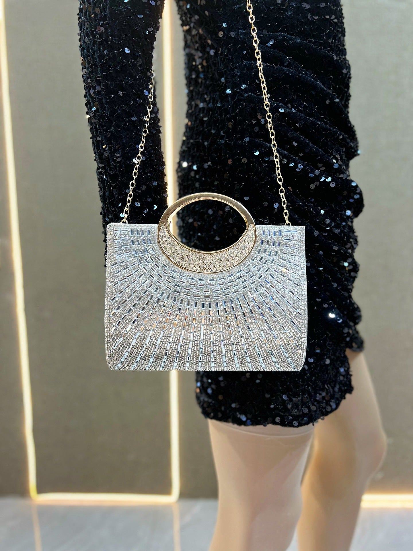 Women's Ring Handbag Shiny Diamond Bag for Party Dress