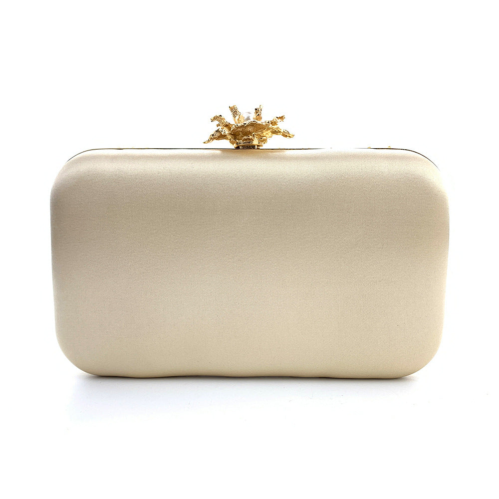 Women's New Flower Pearl Clutch Pearl Wedding Banquet Party Bag